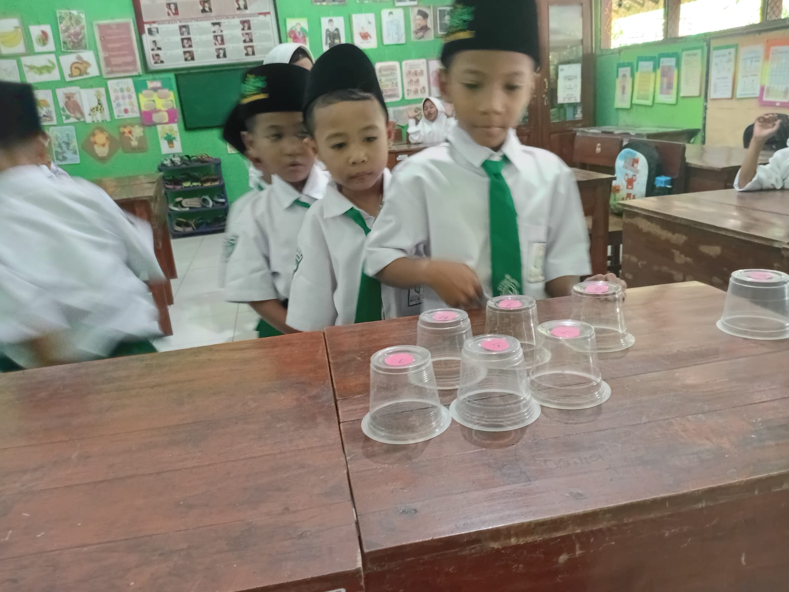 MI. WACHID HASYIM WONOMLATI